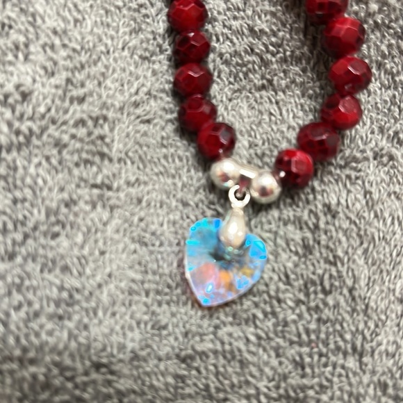 Adorable handmade light weight necklace and bracelet set. - Picture 3 of 4